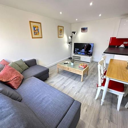 Charming New 2Br Detached House-Central Headington- Wi-Fi, Netflix, Top Location Оксфорд Экстерьер фото
