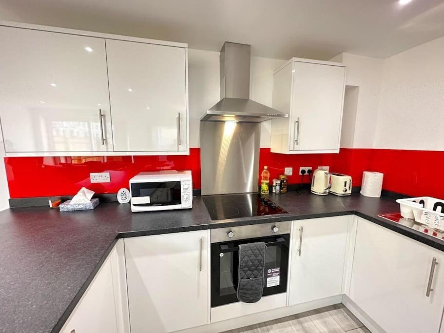 Charming New 2Br Detached House-Central Headington- Wi-Fi, Netflix, Top Location Оксфорд Экстерьер фото